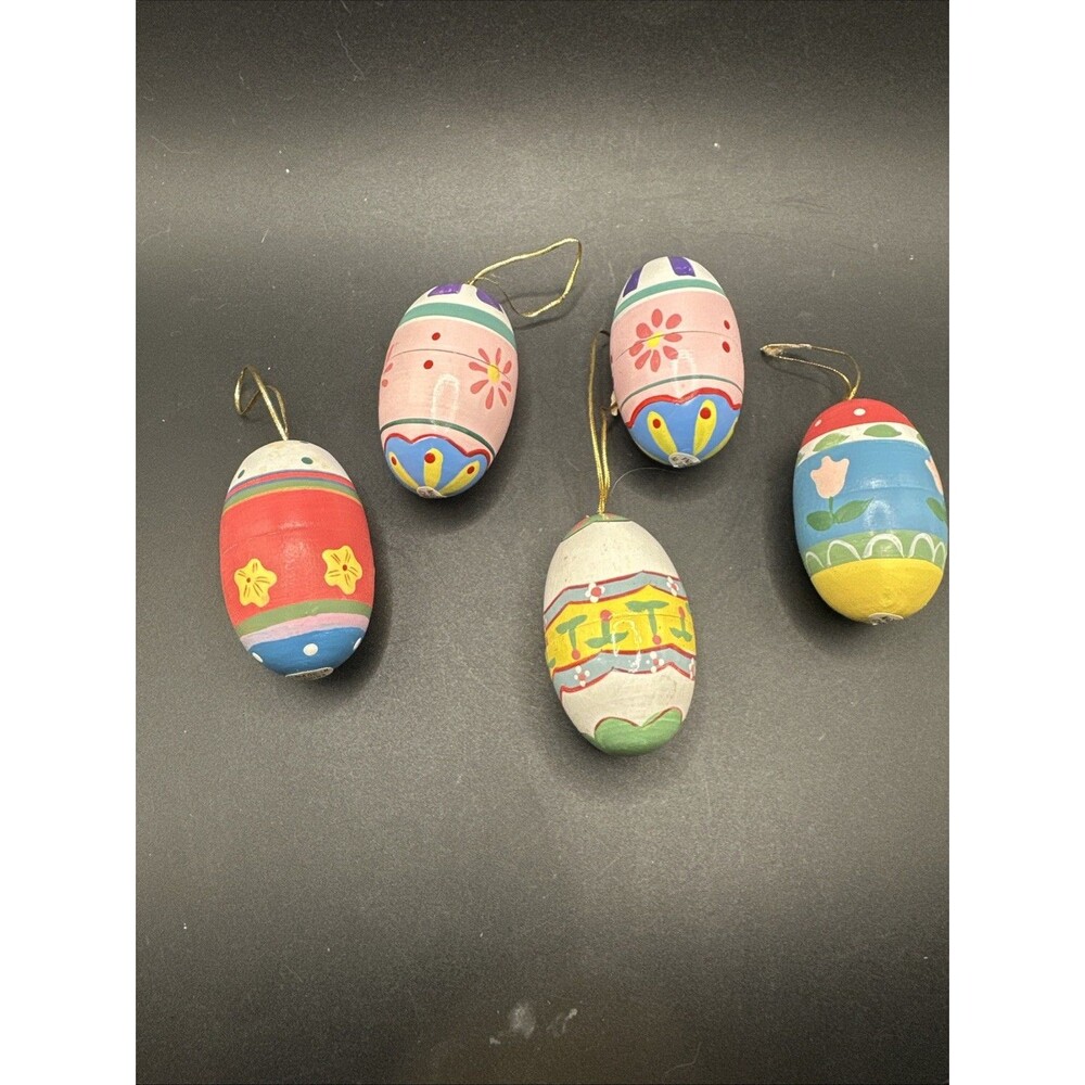 Easter Eggs Wooden Style Hanging Eggs Multicolored Decor Set of 5 Eggs